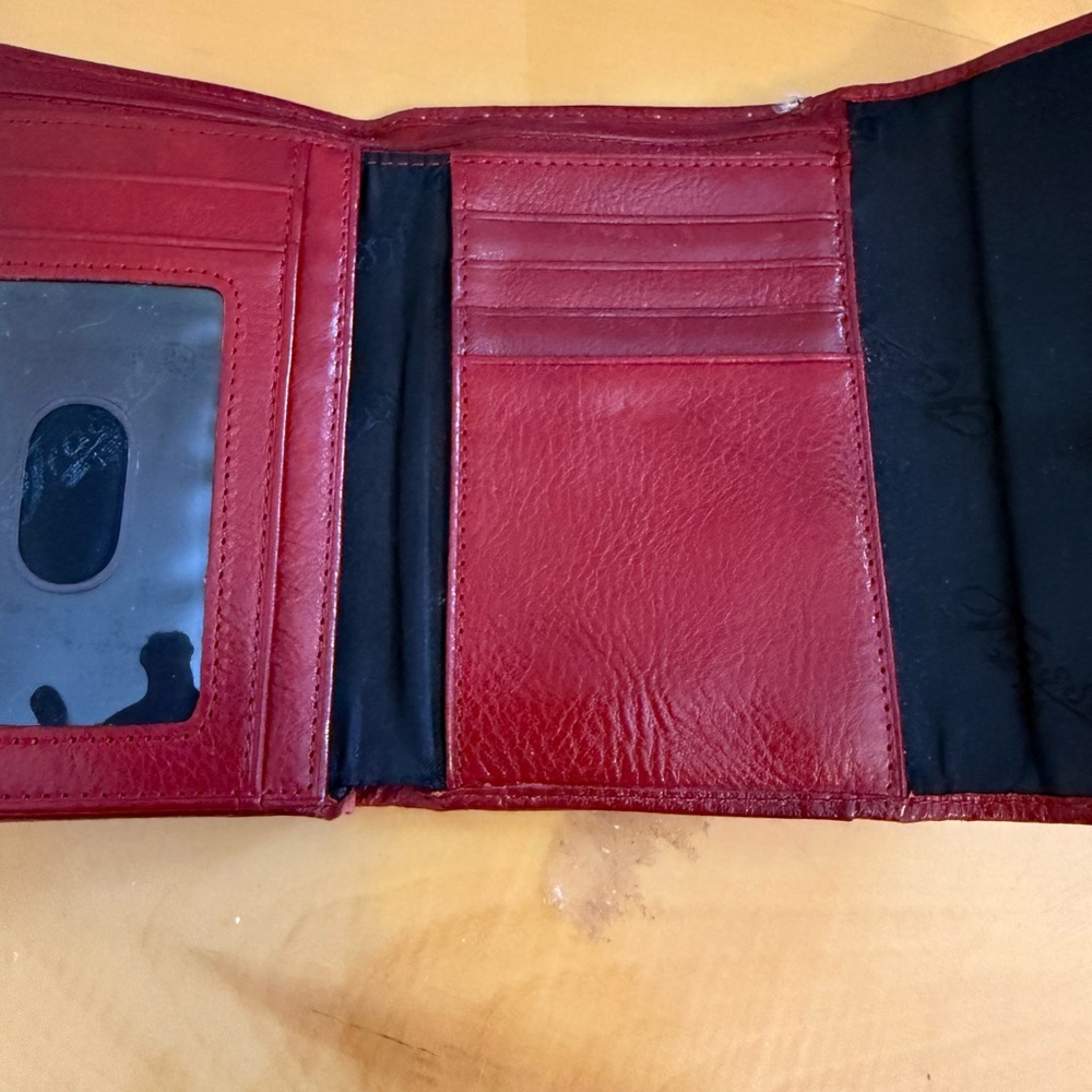 Fossil Red Leather Wallet - Picture 3 of 4